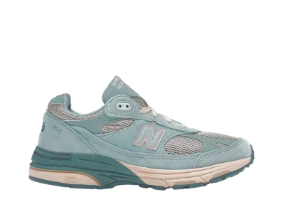 ジョー・フレッシュグッズ × ニューバランス ウィメンズ 993 パフォーマンス アート "アークティックブルー"