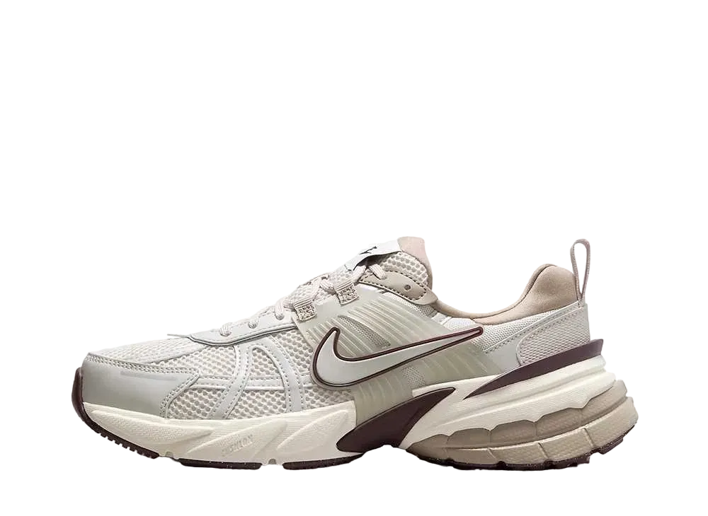 Nike Women's V2K Run "Light All Wood Brown/Khaki/Earth/Light Bone"