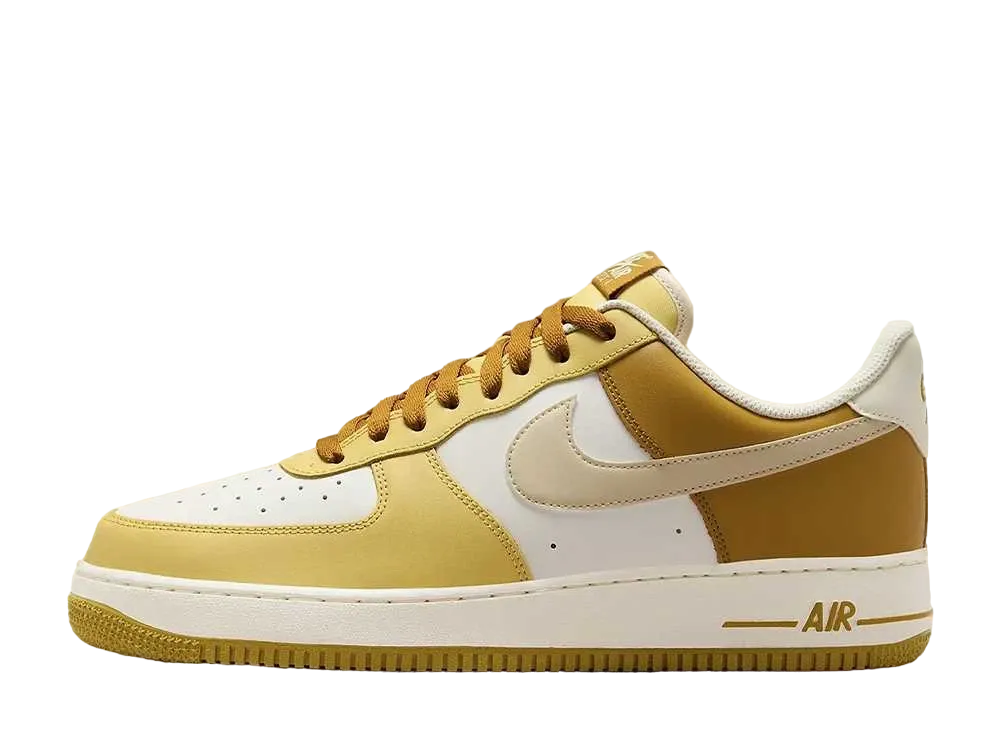 ナイキ エアフォース1 ロー "ユニバーシティゴールド"