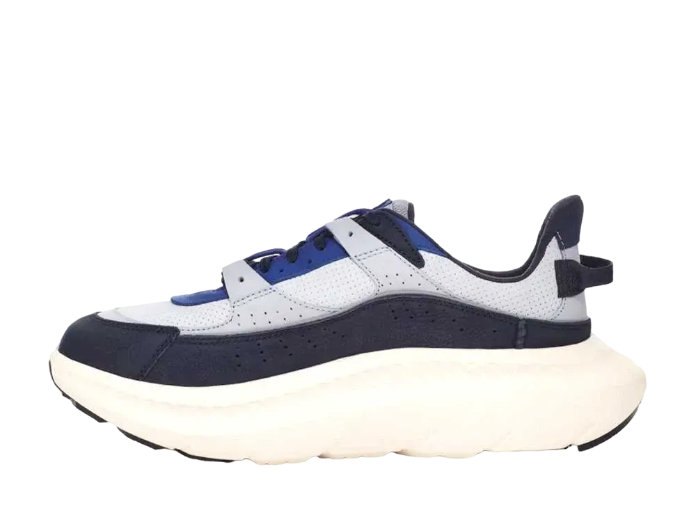 アグ CA805 V2 ヌバック "フレッシュエア/スターリーナイト"