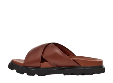 UGG Capitola Cross Slide "Cognac"