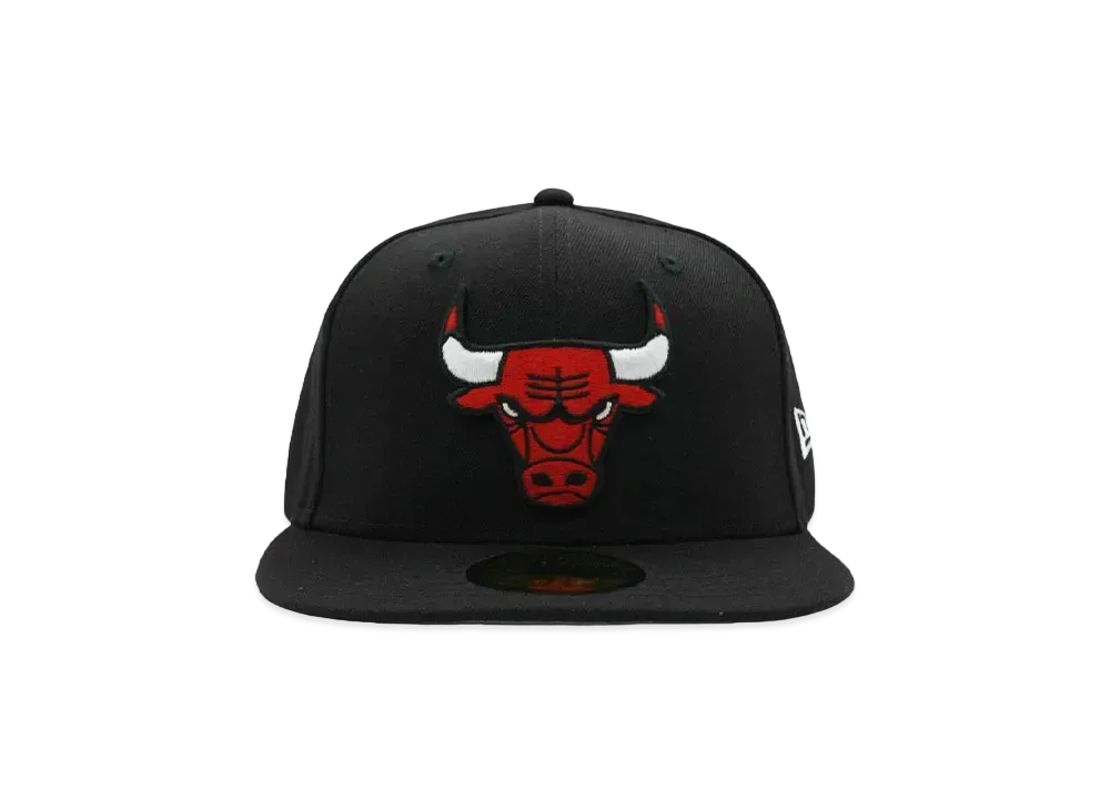 NEW ERA 59FIFTY Chicago Bulls Black x Team Color "BLACK/RED"