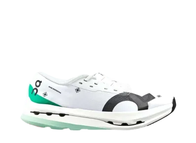 On Women's Cloudboom Echo 3 "Undyed White/Mint"