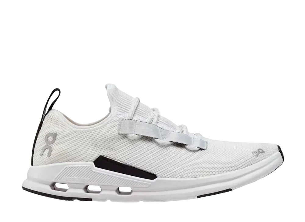 On Cloudeasy "Undyed White/Black"