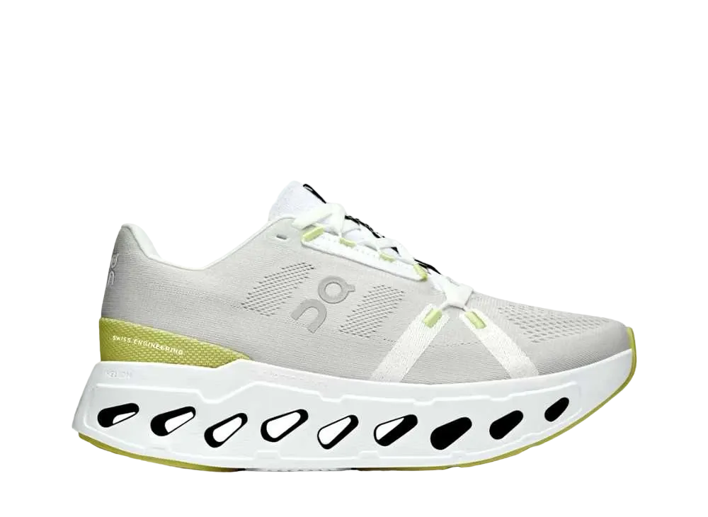 オン ウィメンズ クラウドエクリプス "ホワイト/サンド"