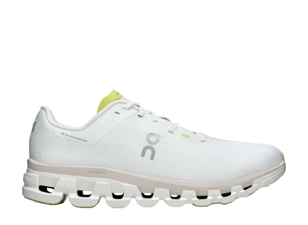 オン クラウドフロー4 "ホワイト/サンド"