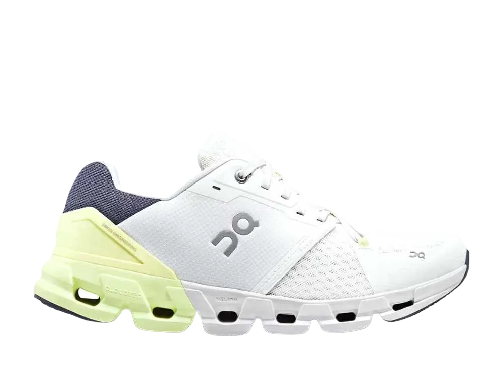 On Cloudflyer 4 "White/Hay"