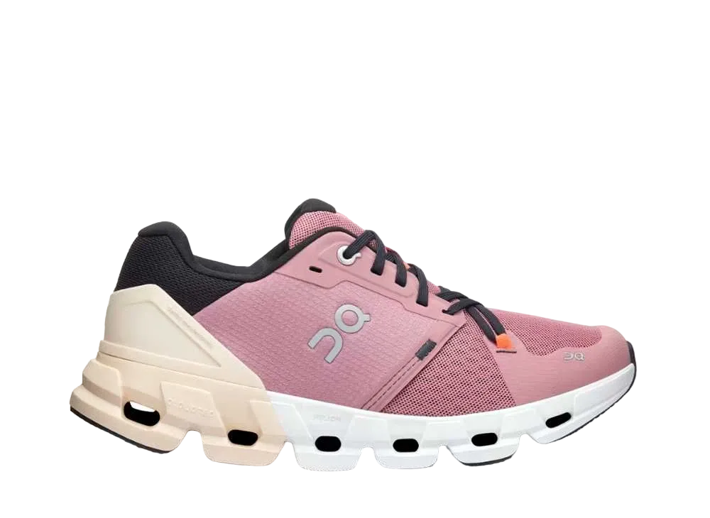 オン ウィメンズ クラウドフライヤー4 "ダストローズ/サンド"