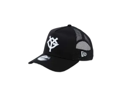 NEW ERA x Yomiuri Giants Youth 9Forty A-Frame Trucker "Black/White"