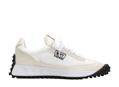 Maison MIHARA YASUHIRO DAPHNE OG Sole Pointed Low-top Sneaker "White"