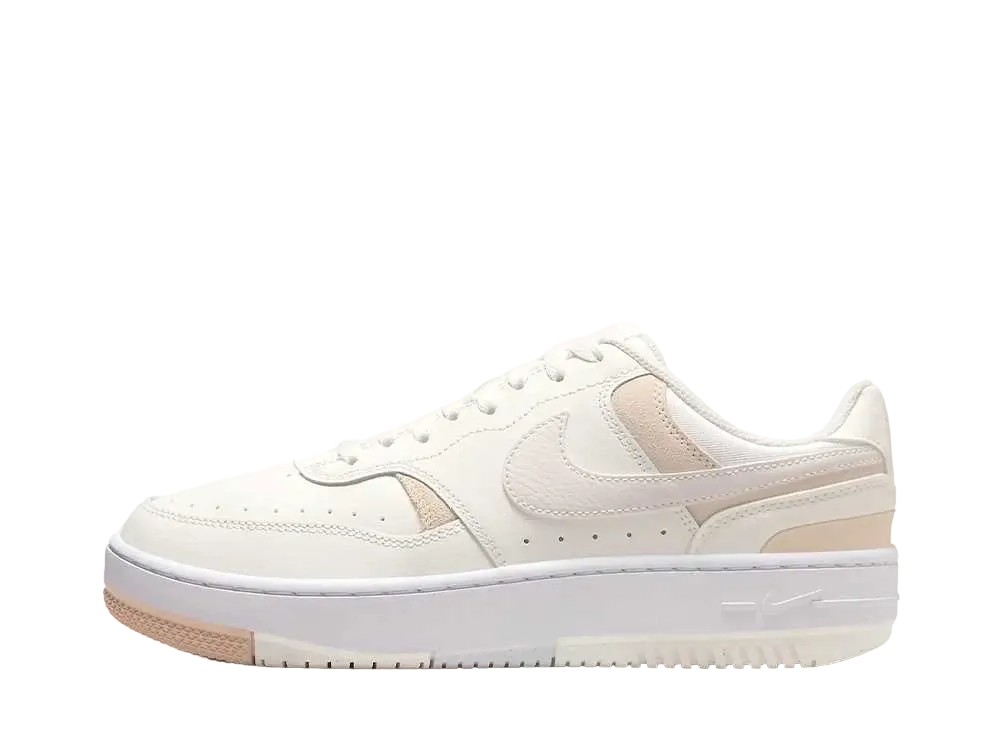 ナイキ ウィメンズ ガンマ フォース "セイル/ホワイト/サンドドリフト/ファントム"