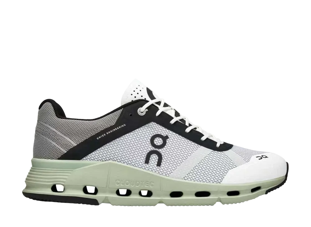 オン クラウドノヴァ Z5 ラッシュ "ブラック/ホワイト"