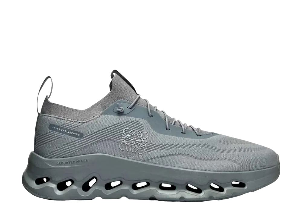 ロエベ × オン クラウドティルト "スレートグレー"