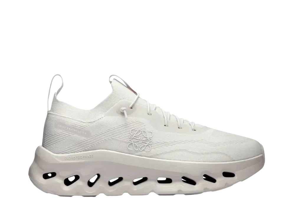 ロエベ × オン ウィメンズ クラウドティルト "サンド"