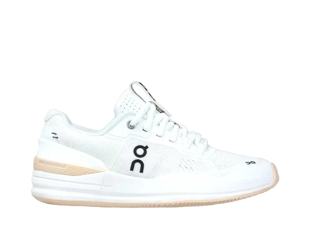 On Women's THE ROGER Pro Clay "Clay White/Savannah"
