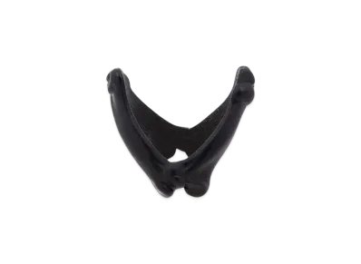 TAKAHIROMIYASHITATheSoloist. bone shaped victory ring. "black"