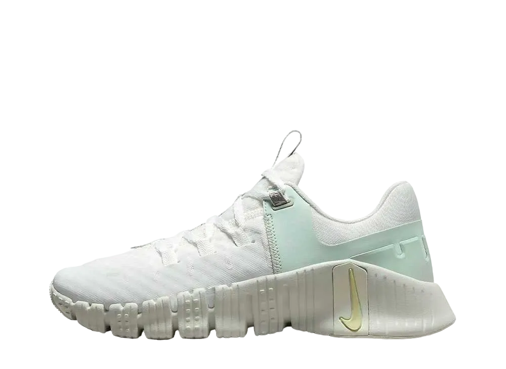 Nike Women's Free Metcon 5 PRM "Summit White/Seagrass/Barely Green/Light Lemon Twist"