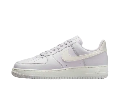 ナイキ ウィメンズ エアフォース1 ロー ネクストネイチャー "ベアリーグレープ"