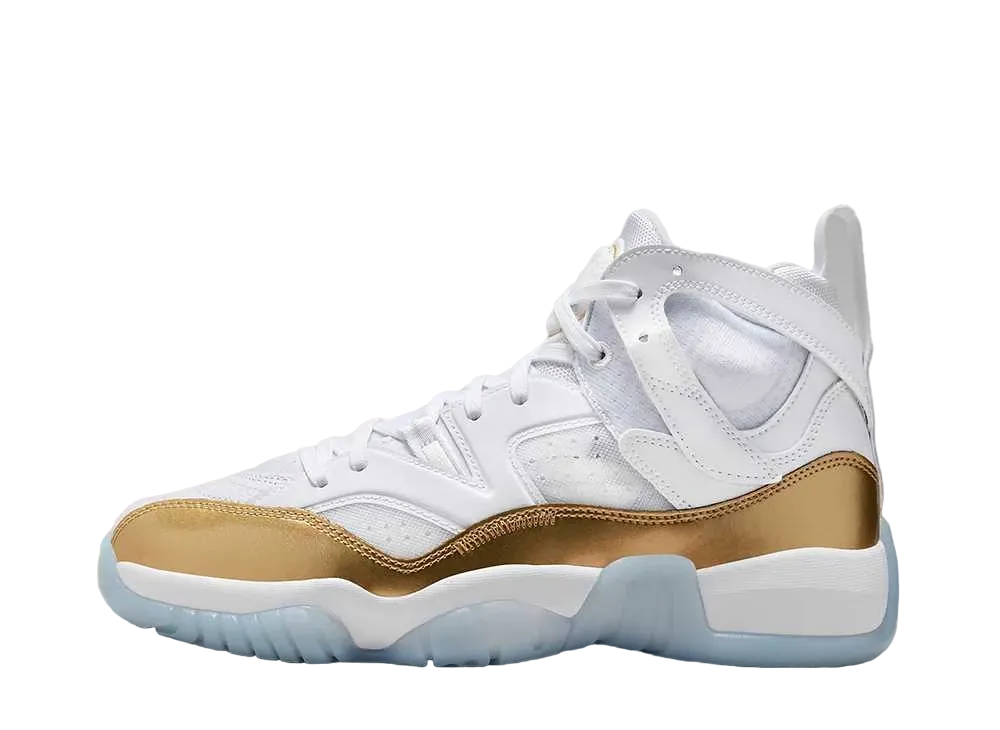 ナイキ ウィメンズ ジャンプマン ツー トレイ "ホワイト/メタリックゴールド"