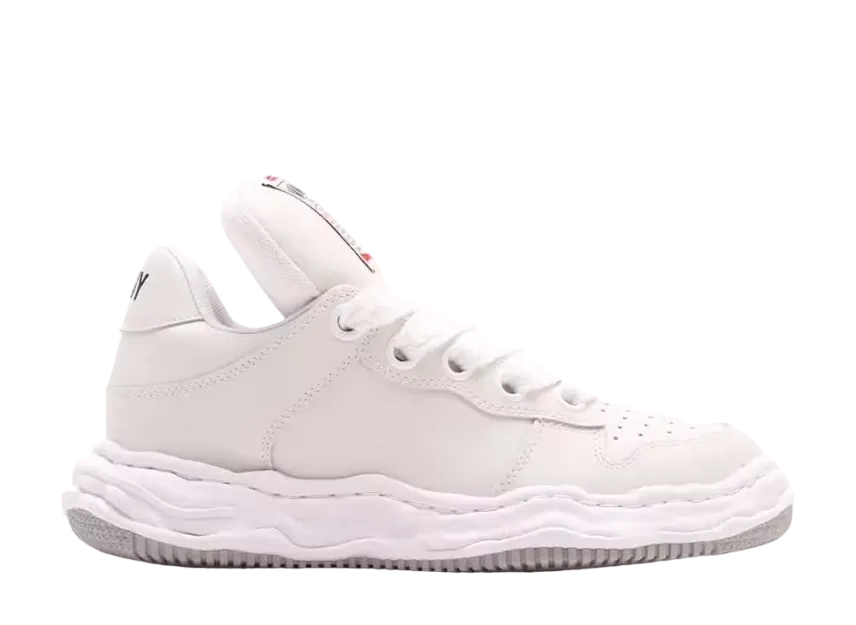 Maison MIHARA YASUHIRO WAYNE Leather Puffer Low-top Sneakers Maison MIHARA YASUHIRO WAYNE Leather Puffer Low-top Sneakers