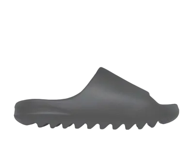 アディダス イージースライド "ダークオニキス"