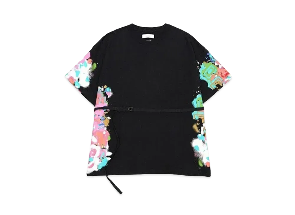 FACETASM SPRAYPAINT BELTED TEE "BLACK"