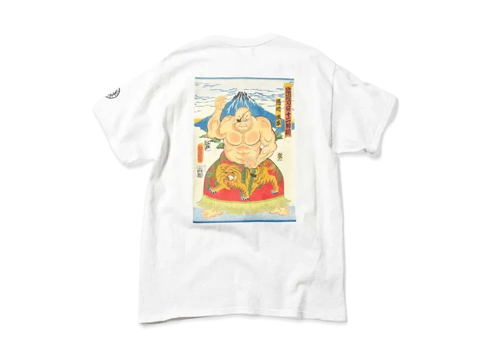 HOME GAME x グラップラー刃牙 x PANCRASE x THREE TIDES S/S TEE "WHITE"