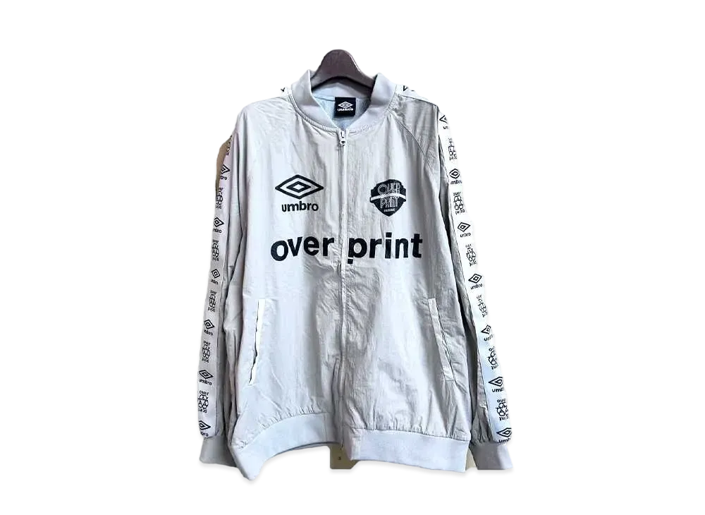 UMBRO x OVER PRINT MA-1 "Grey"