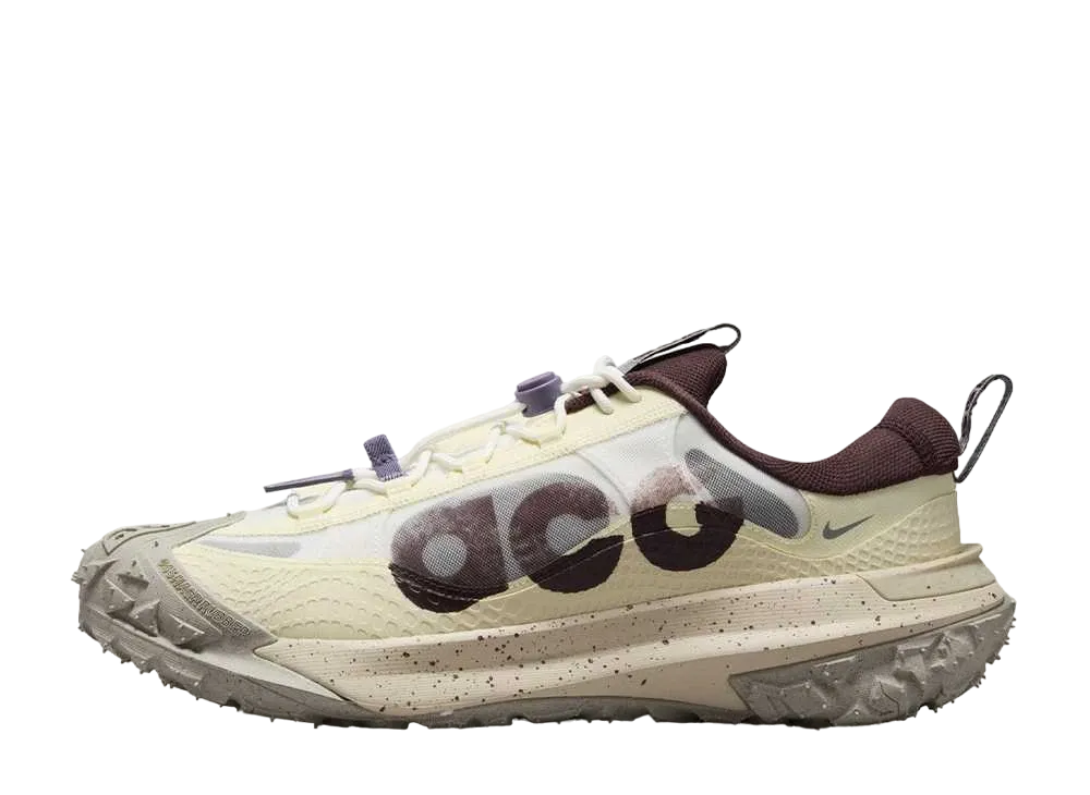 ナイキ ACG マウンテンフライ2 ロー "サンドドリフト"