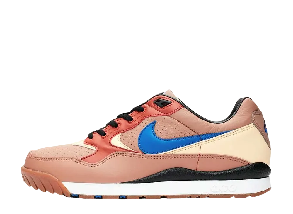 ナイキ エアワイルドウッド ACG "デザートダスト"