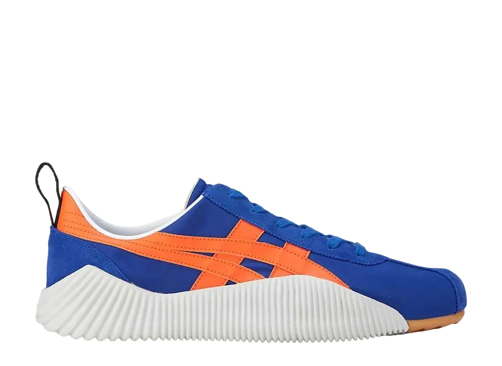 Onitsuka Tiger Acromount "Tuna Blue/Habanero"