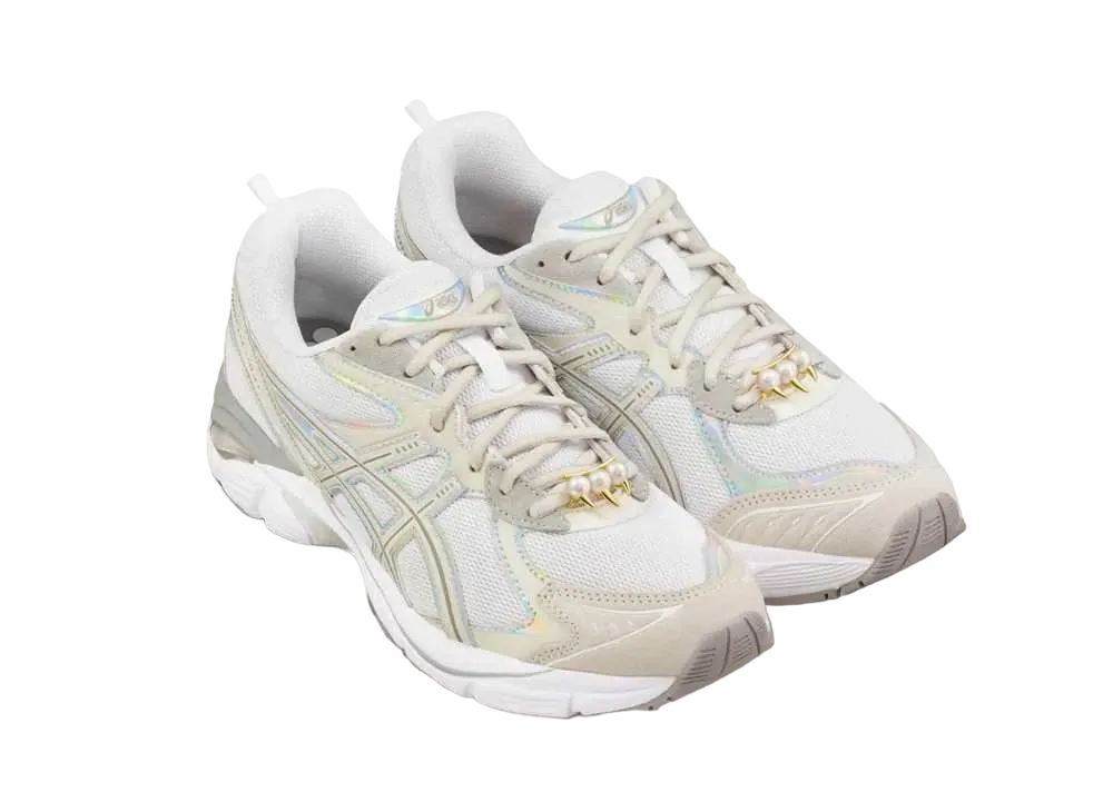 TASAKI × Asics GT-2160 Danger Fang Sneakers "Silver(18K YG Coating)/Akoya Pearl"