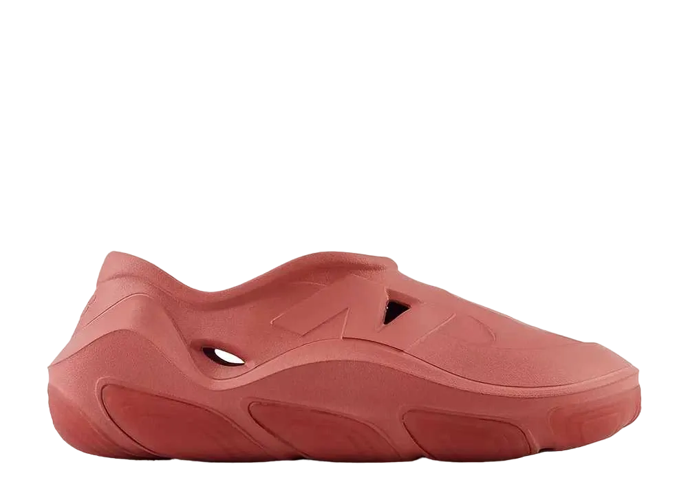 ニューバランス フレッシュフォームX リカバリー "レッド"