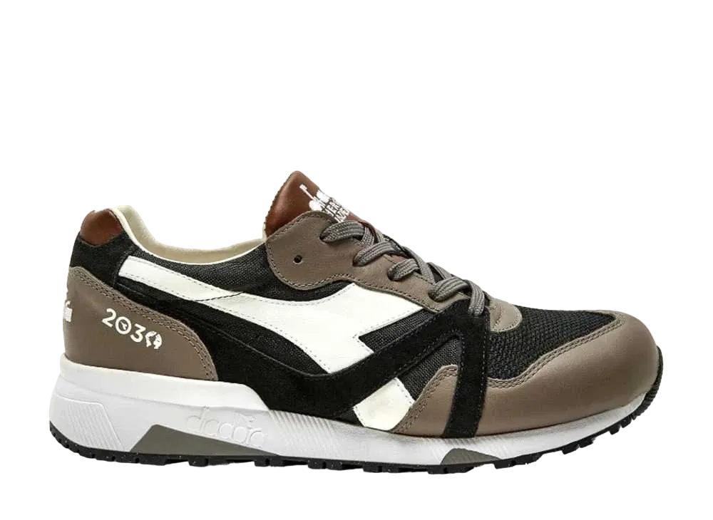 DIADORA N9000 2030 Italia "Black"