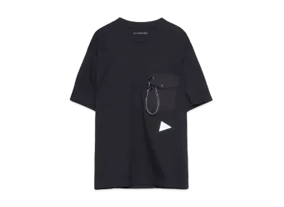 and wander pocket T "BLACK"