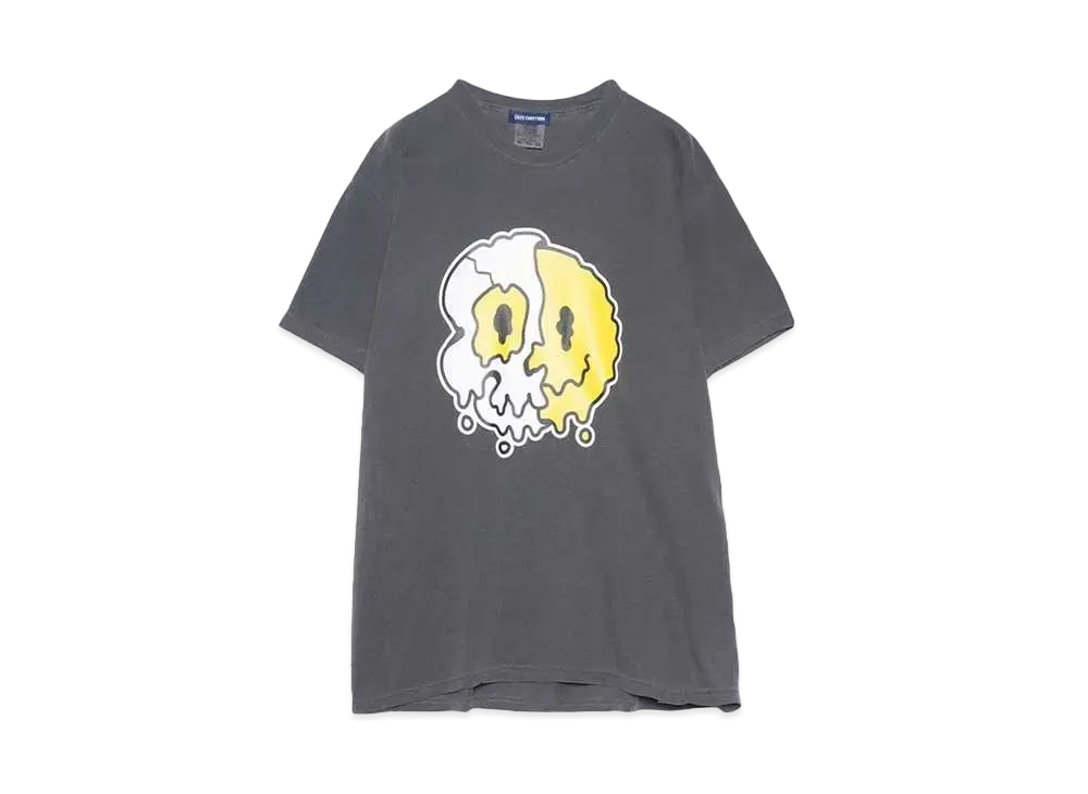 DUSTNATION DUSTSMILE S/S TEE "CHARCOAL"