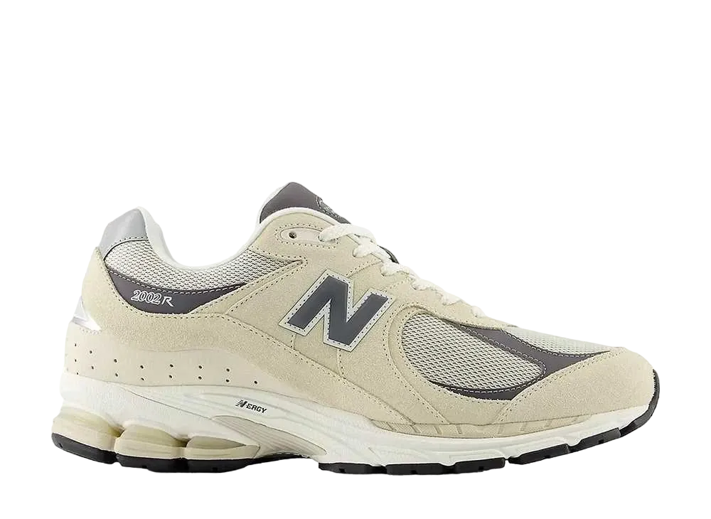 New Balance 2002R "Sandstone"