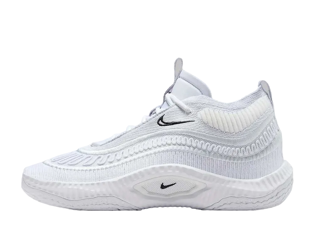 ナイキ コズミックユニティ3 "トリプルホワイト"