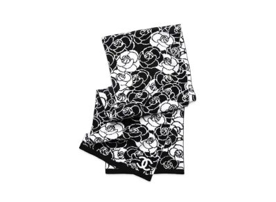 CHANEL Scarf Cashmere "Black/White"