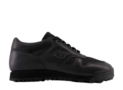New Balance Rainier Low "Black"