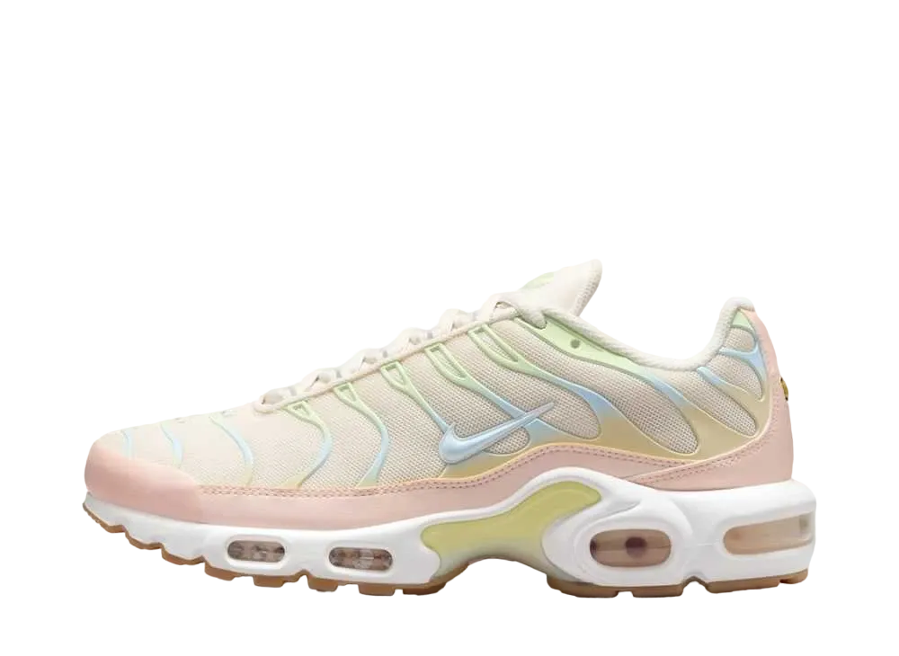 Nike Women's Air Max Plus "Crimson Tint/Glacier Blue"
