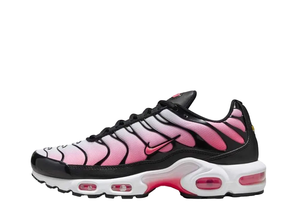Nike Women's Air Max Plus "Black/Hot Punch"