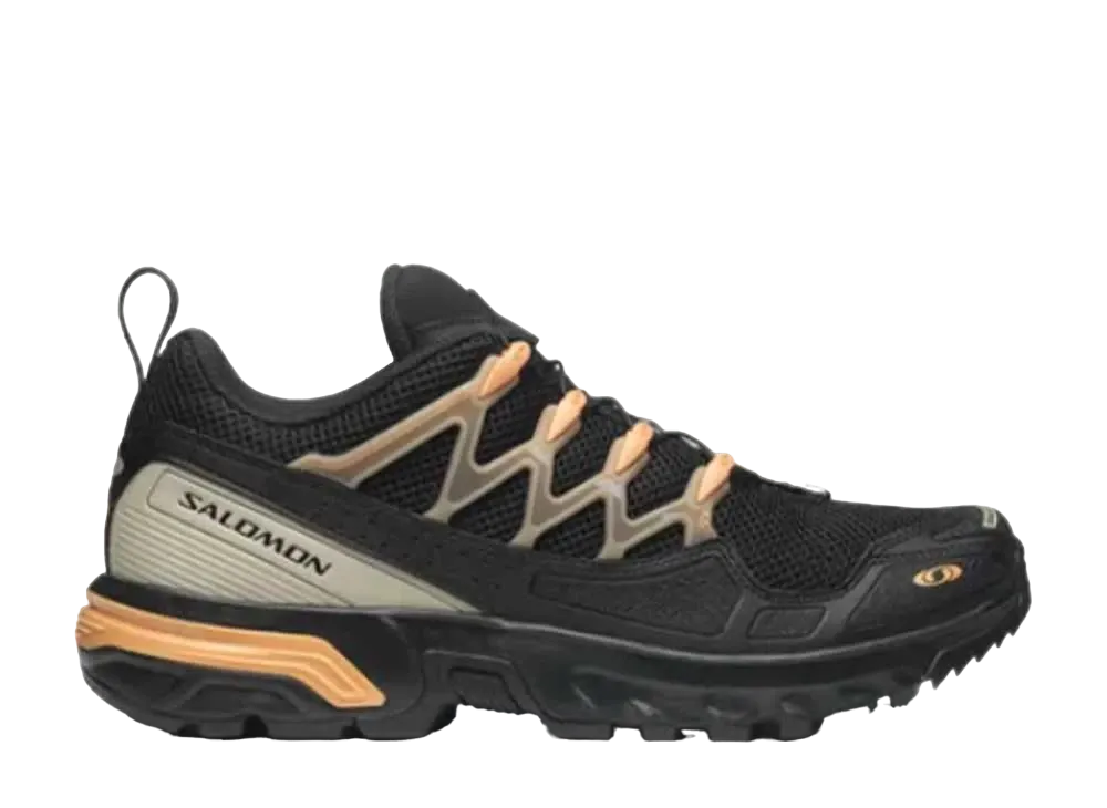 サロモン ACS + OG "ブラック/ホワイトペッパー/パパイヤ"