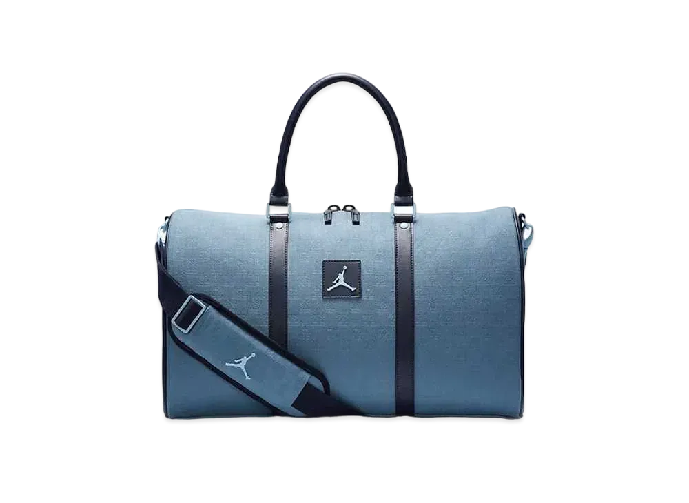 Nike Jordan Brand Monogram Duffle Bag (25L) Nike Jordan Brand Monogram Duffle Bag (25L)