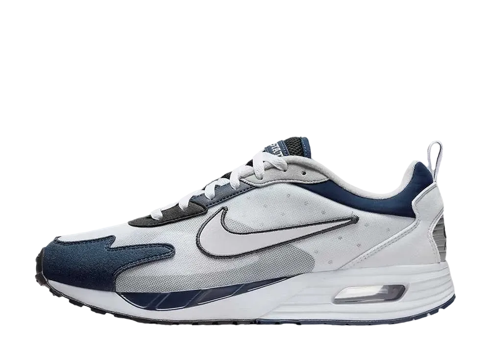 ナイキ エアマックス ソロ "ペンステイト"