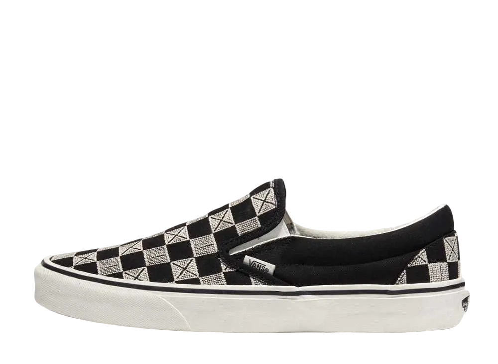 バンズ ステッチチェッカーボード クラシック スリッポン "ブラック"
