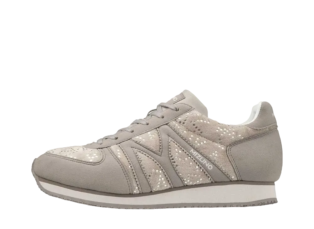 Mizuno Women's MR1 "Beige"