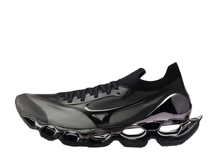 空山基(ハジメソラヤマ) × ミズノ ウェーブプロフェシー ソラヤマ "ブラック"