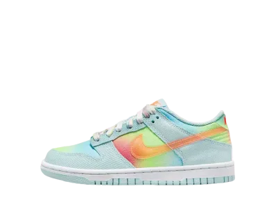 ナイキ GS ダンク ロー "プレイグラウンド"