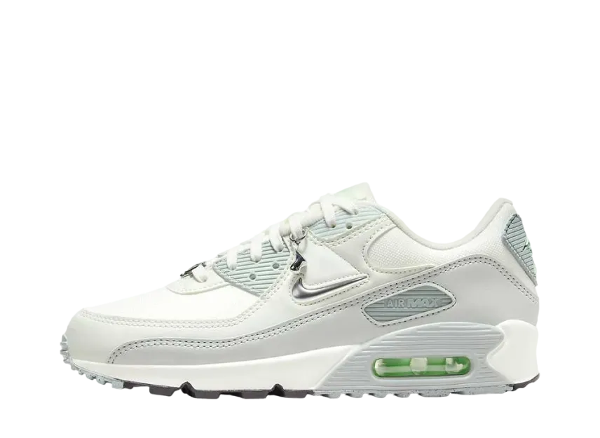 Nike Women's Air Max 90 SE